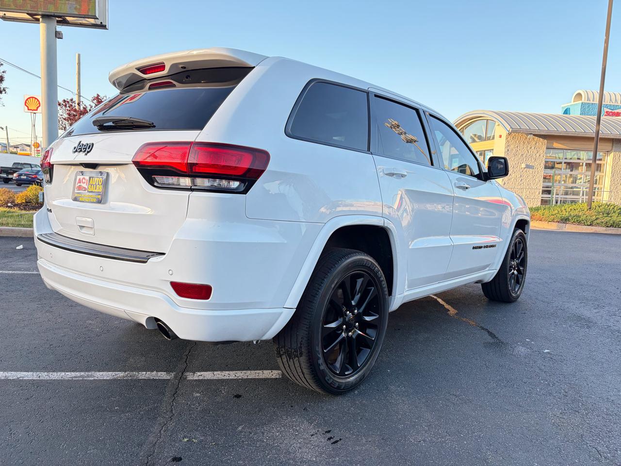 Jeep Grand Cherokee Laredo 4WD 2019
