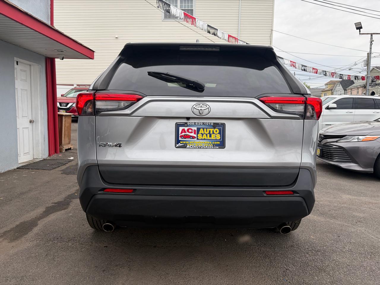 Toyota RAV4 LE AWD 2020