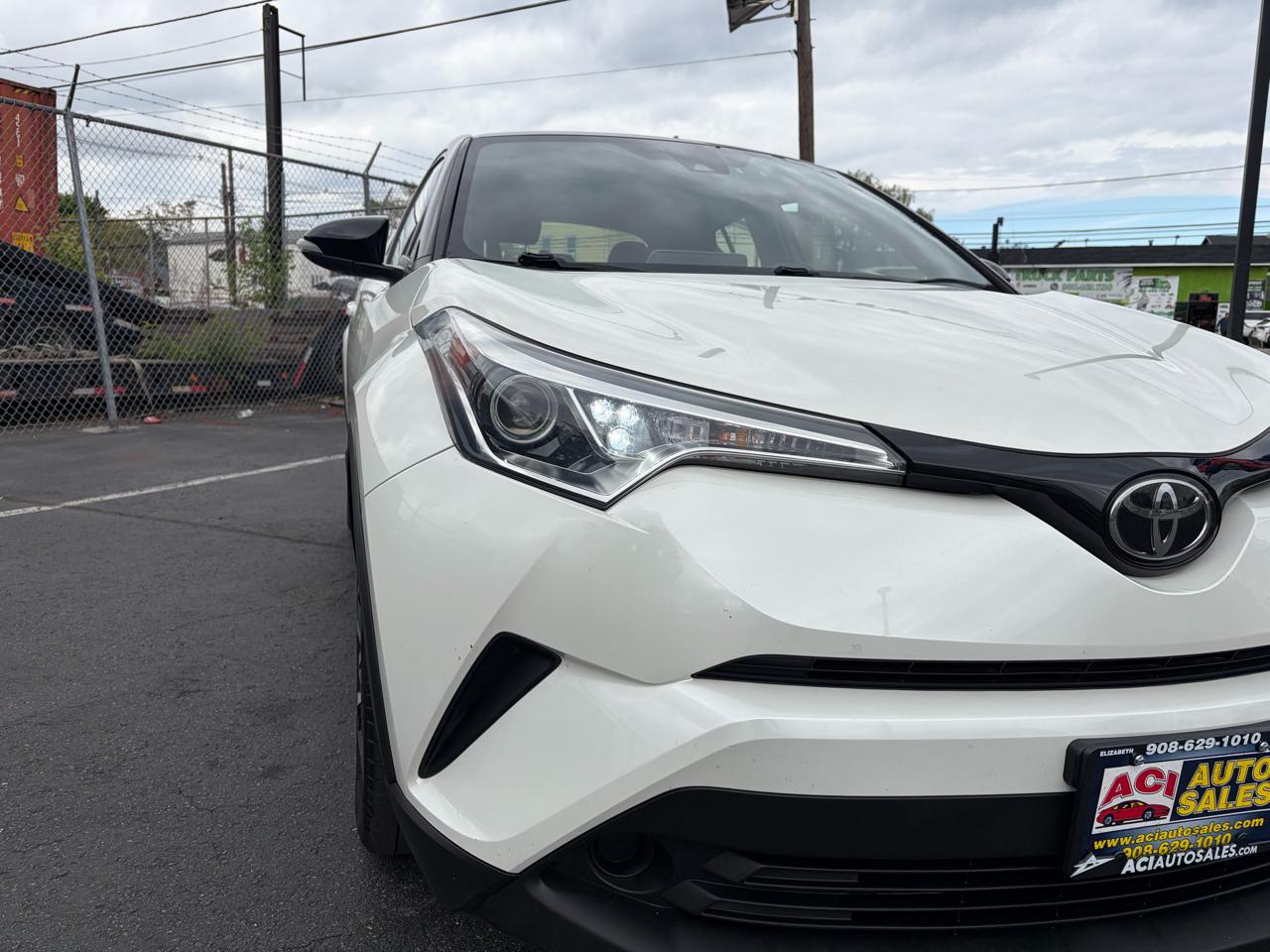 Toyota C-HR XLE 2019