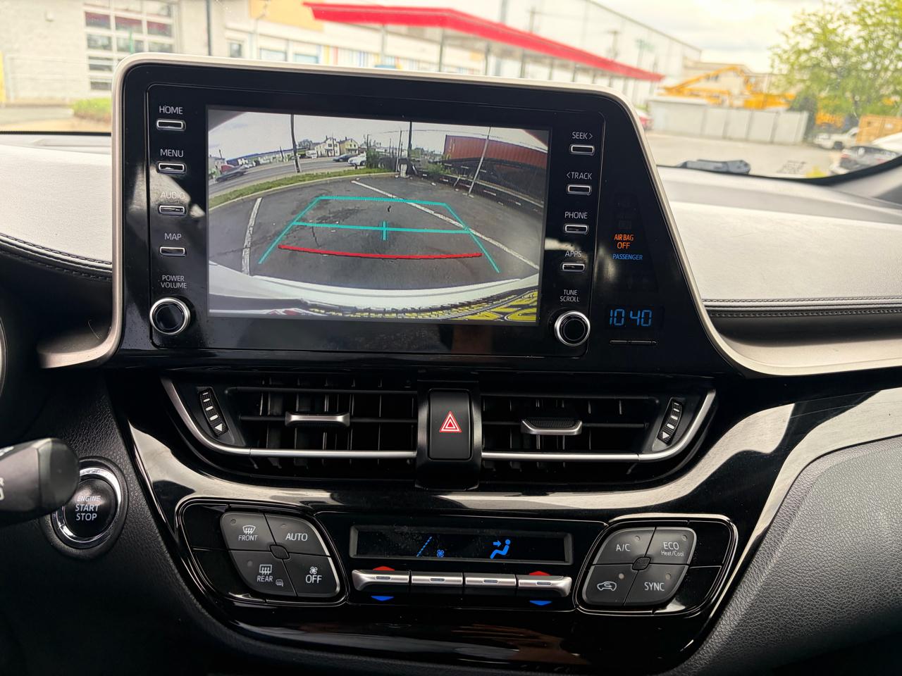 Toyota C-HR XLE 2019