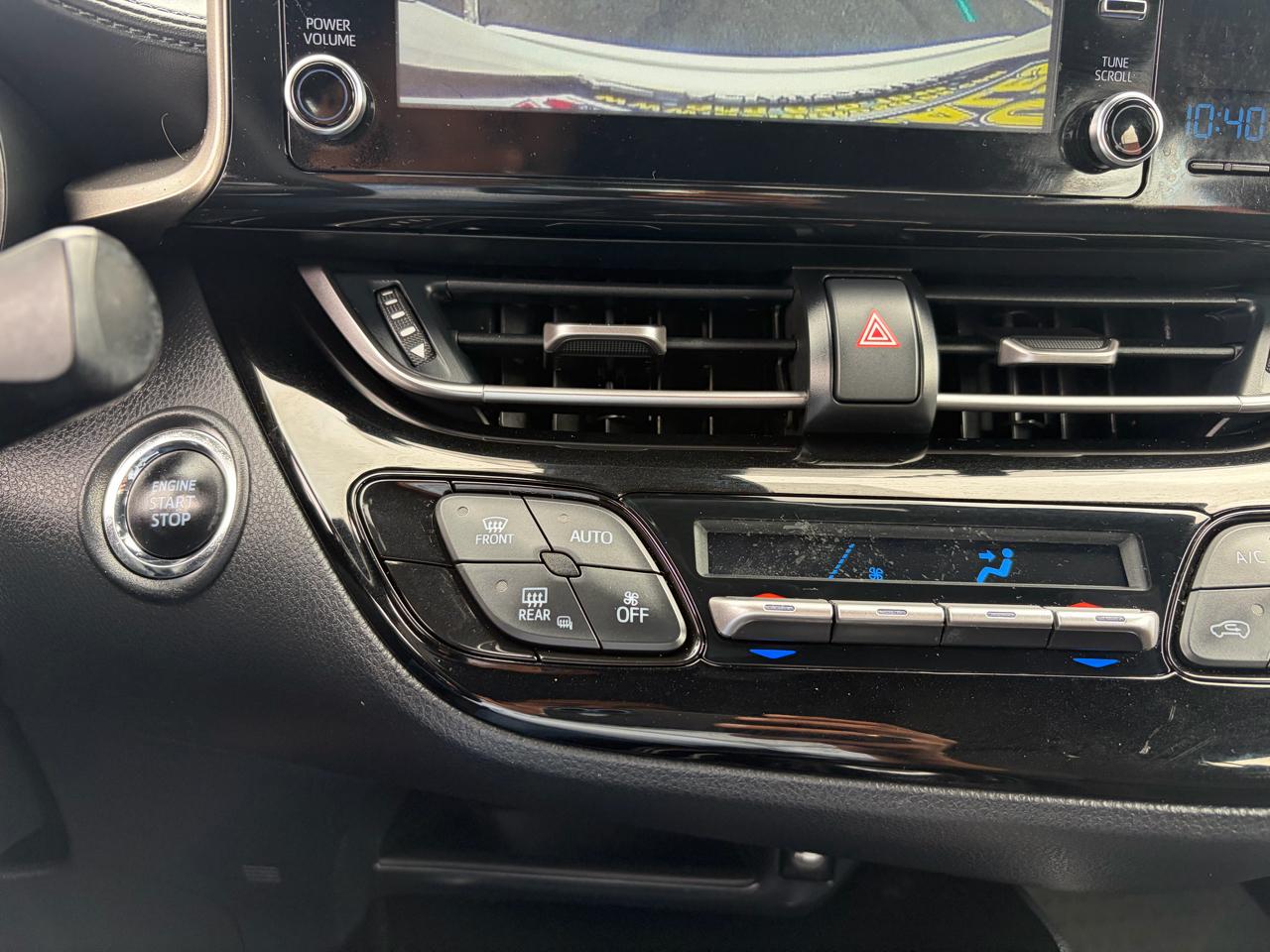 Toyota C-HR XLE 2019