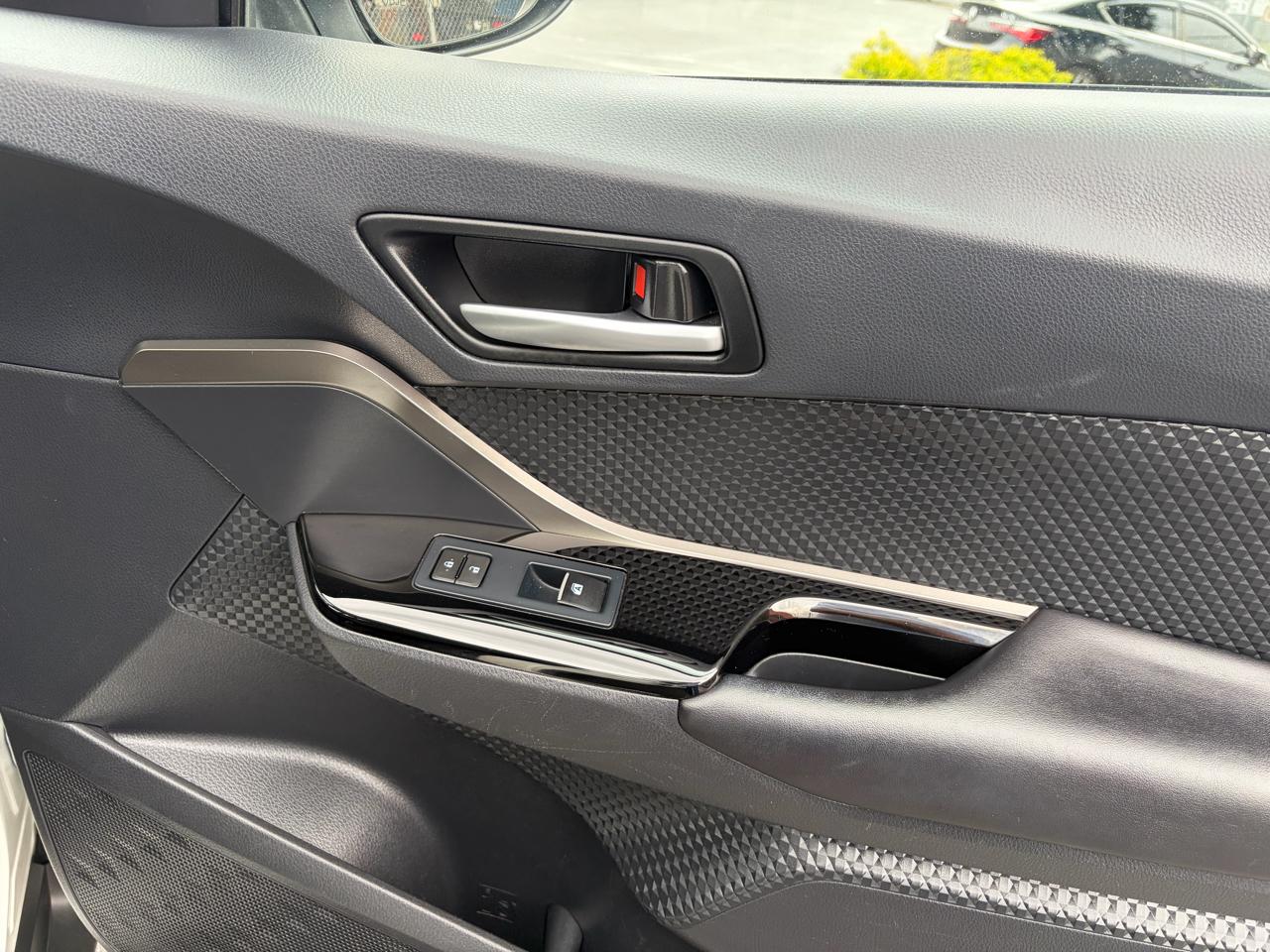 Toyota C-HR XLE 2019