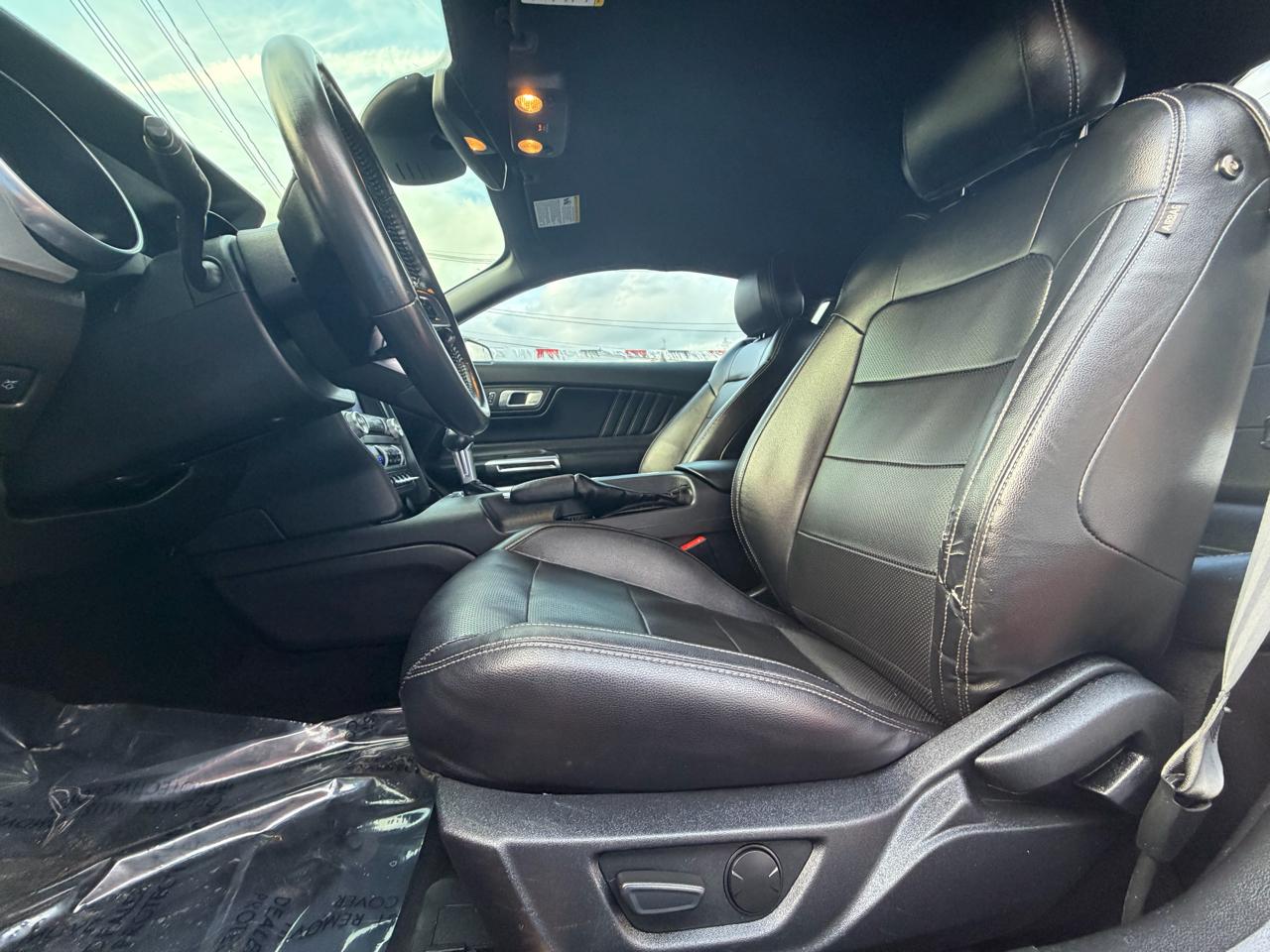 Ford Mustang EcoBoost Premium Coupe 2022