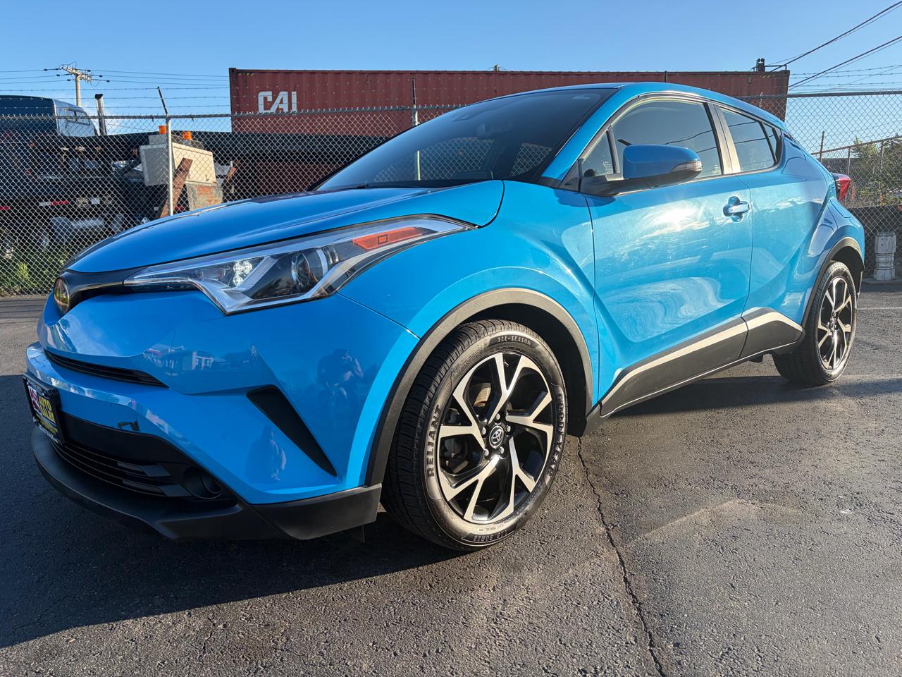 Toyota C-HR XLE 4D SUV 2019