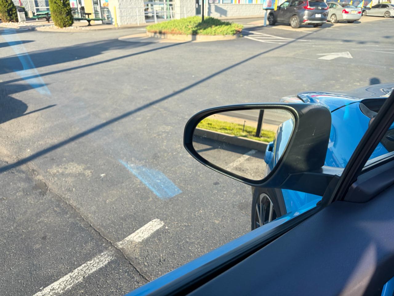 Toyota C-HR XLE 4D SUV 2019