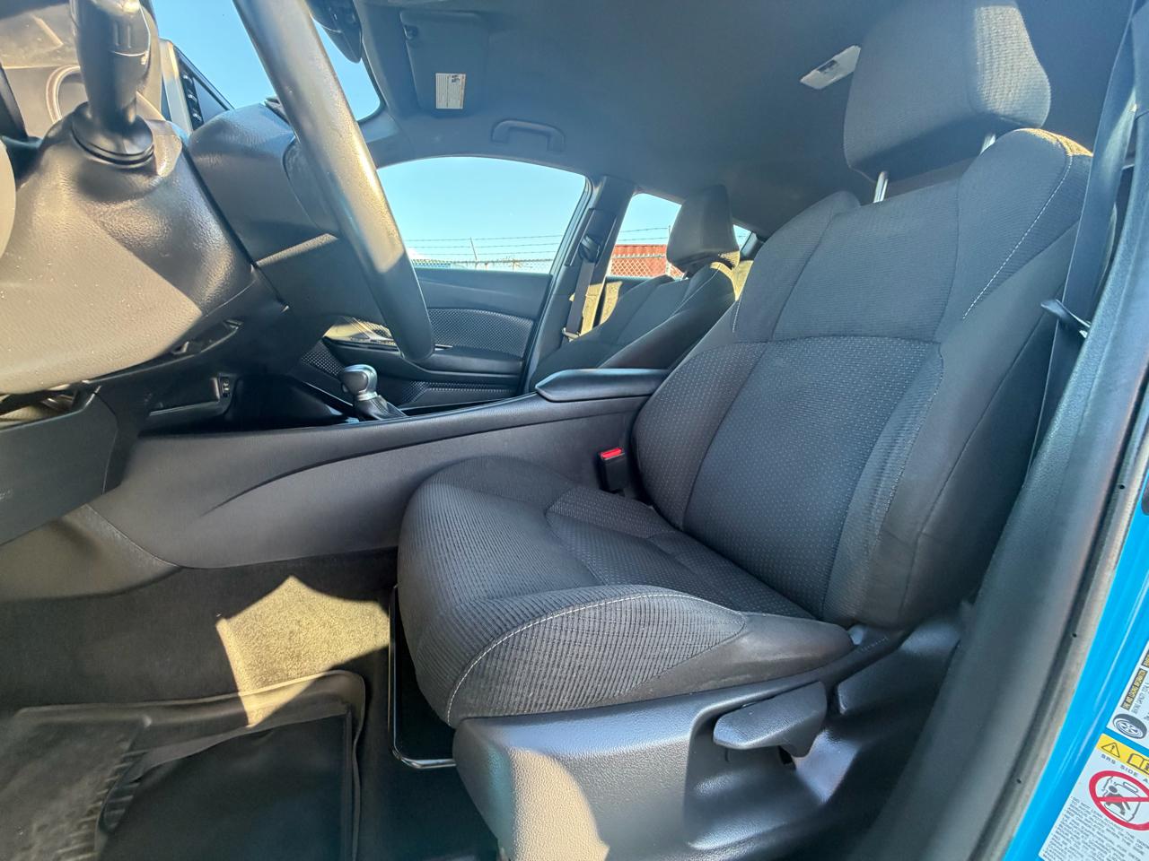 Toyota C-HR XLE 4D SUV 2019