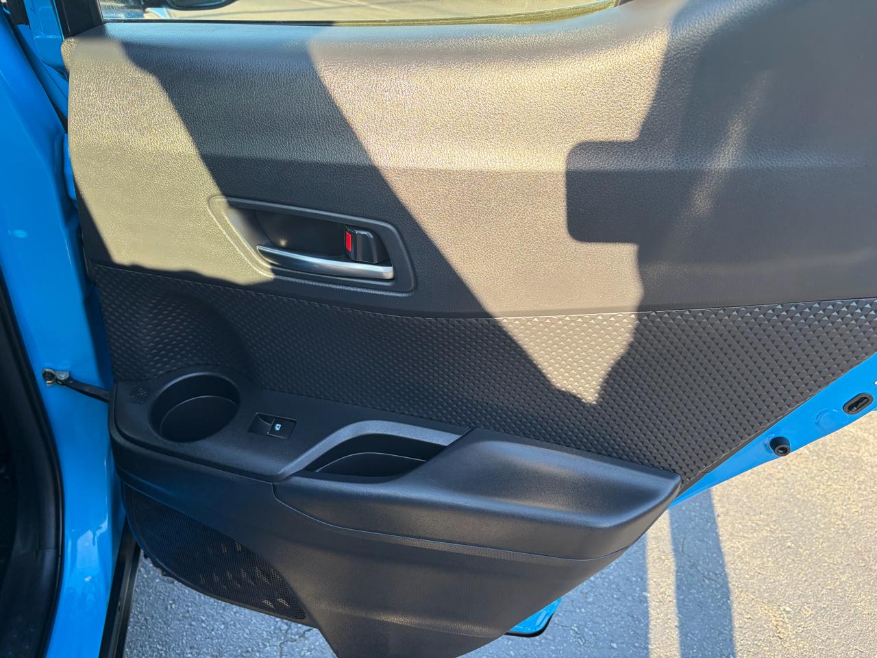 Toyota C-HR XLE 4D SUV 2019