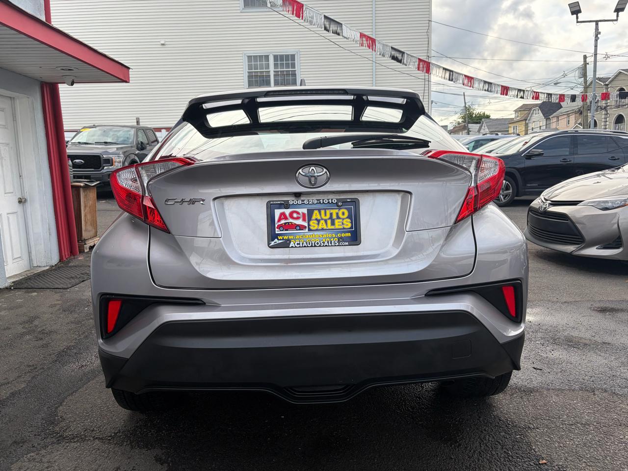 Toyota C-HR XLE 2020
