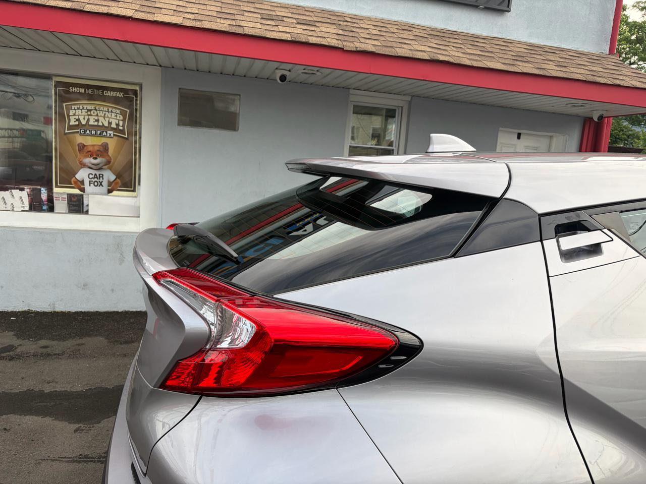 Toyota C-HR XLE 2020