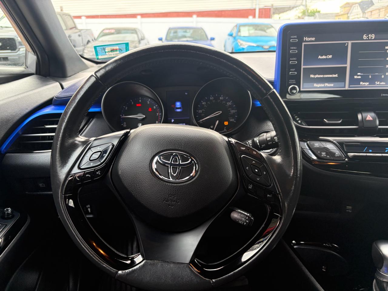 Toyota C-HR XLE 2020