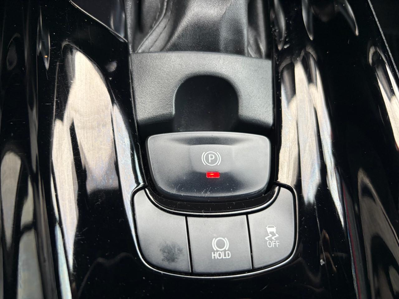 Toyota C-HR XLE 2020