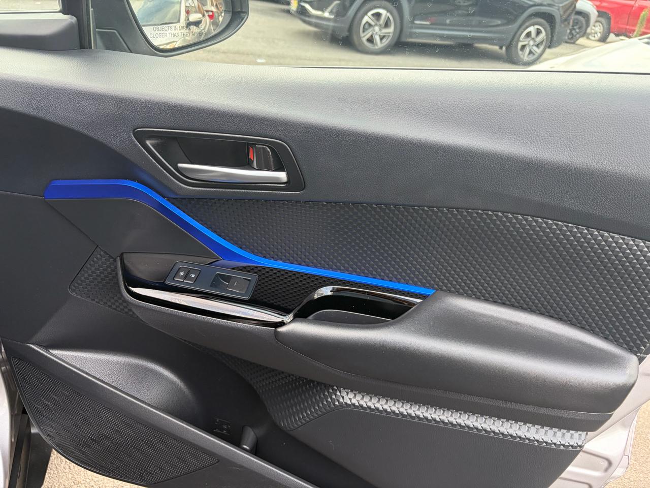 Toyota C-HR XLE 2020