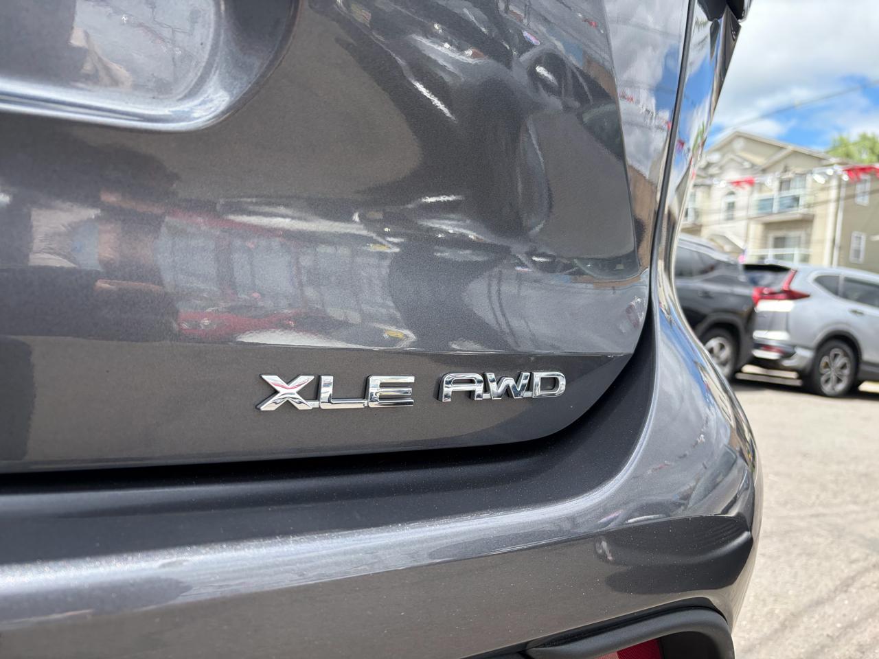 Toyota Highlander XLE Nav AWD V6 2021