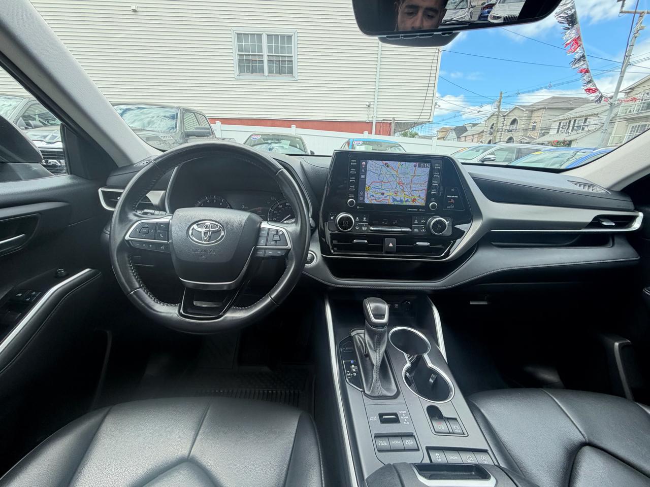 Toyota Highlander XLE Nav AWD V6 2021