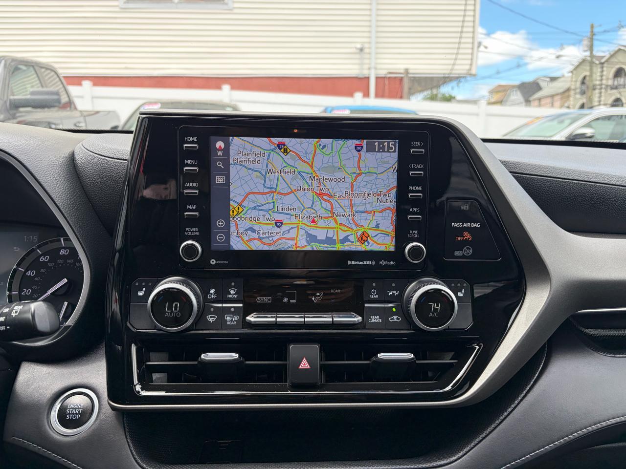 Toyota Highlander XLE Nav AWD V6 2021