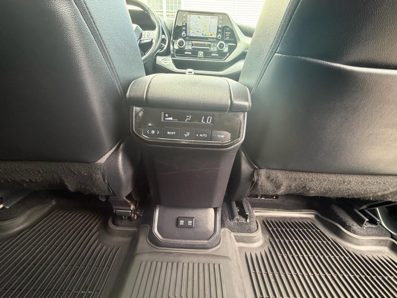 Toyota Highlander XLE Nav AWD V6 2021