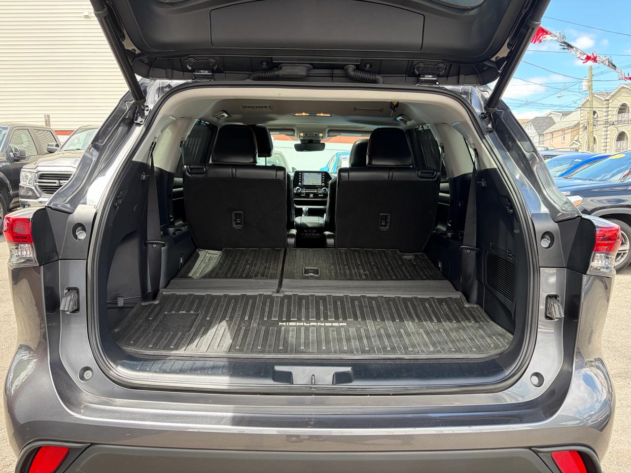 Toyota Highlander XLE Nav AWD V6 2021