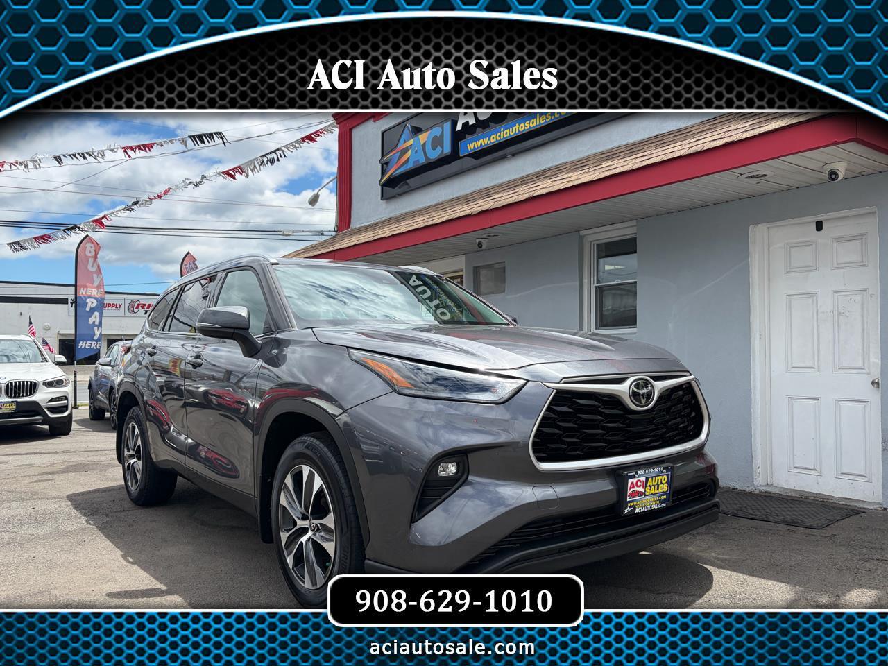 Gray 2021 Toyota Highlander SUV / Crossover All-Wheel Drive Automatic
