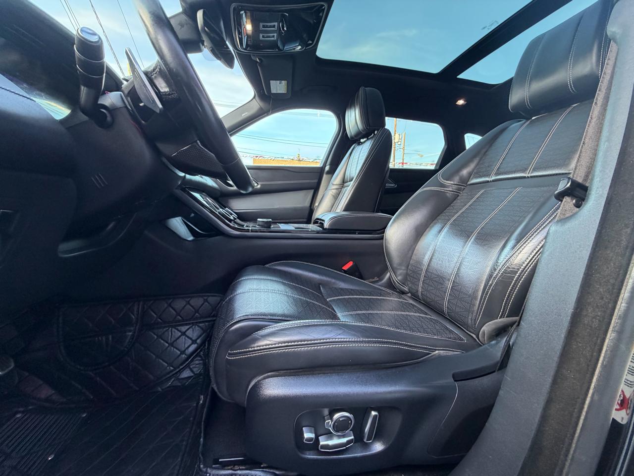 Land Rover Range Rover Velar R-Dynamic HSE 2018