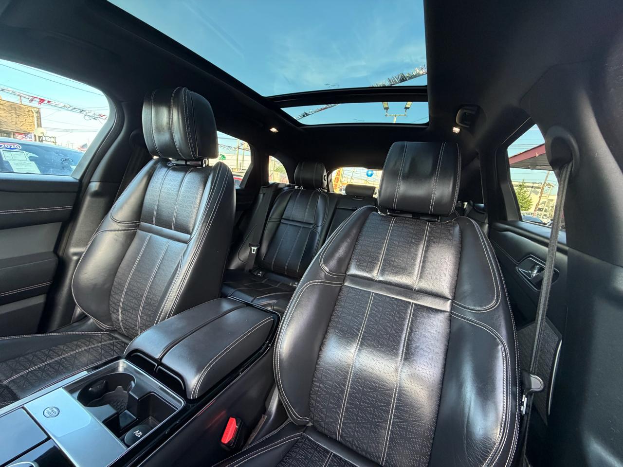 Land Rover Range Rover Velar R-Dynamic HSE 2018