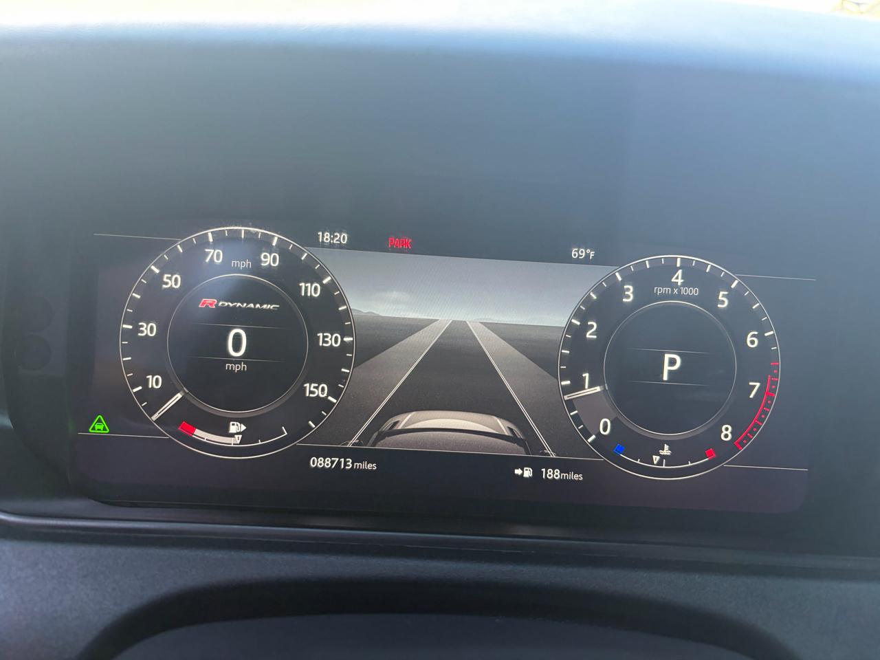 Land Rover Range Rover Velar R-Dynamic HSE 2018