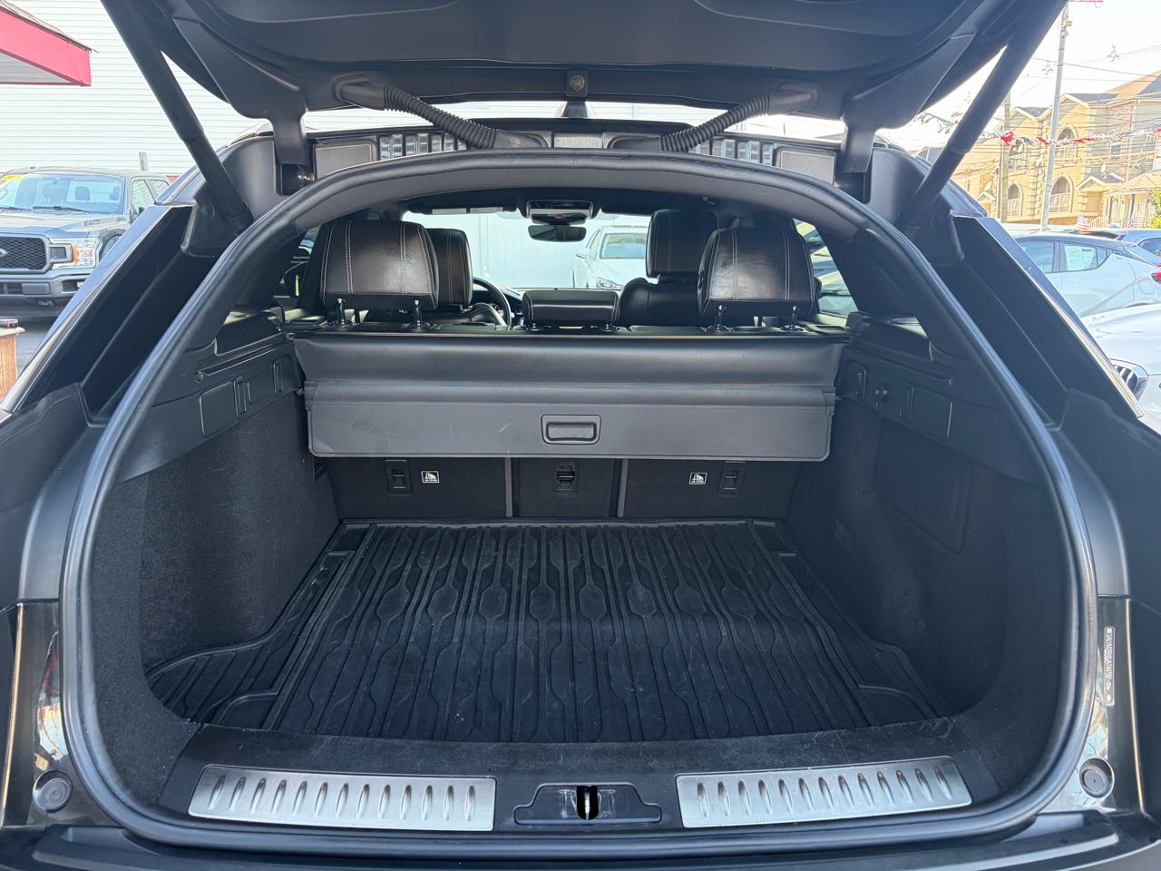 Land Rover Range Rover Velar R-Dynamic HSE 2018