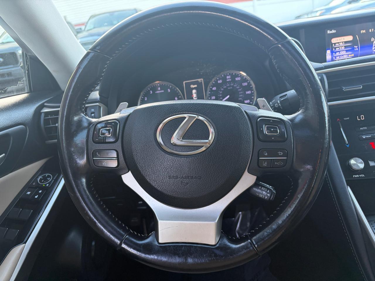 Lexus IS 300 AWD 2017