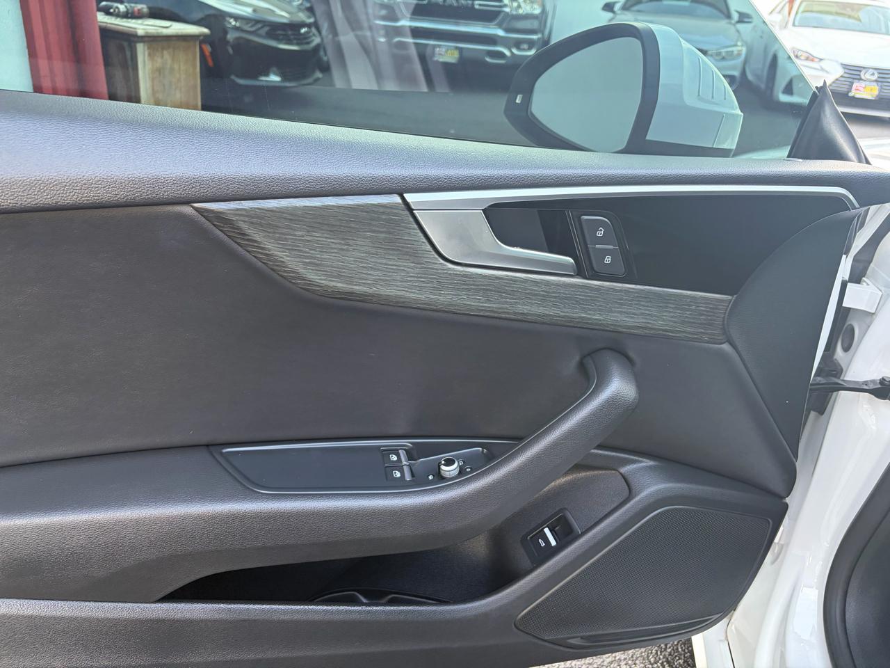 Audi A5  2023