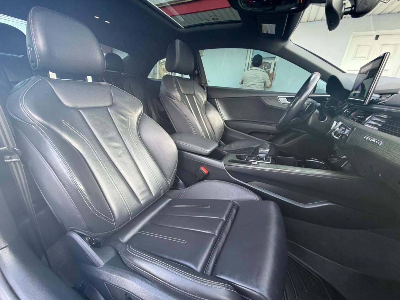 Audi A5  2023