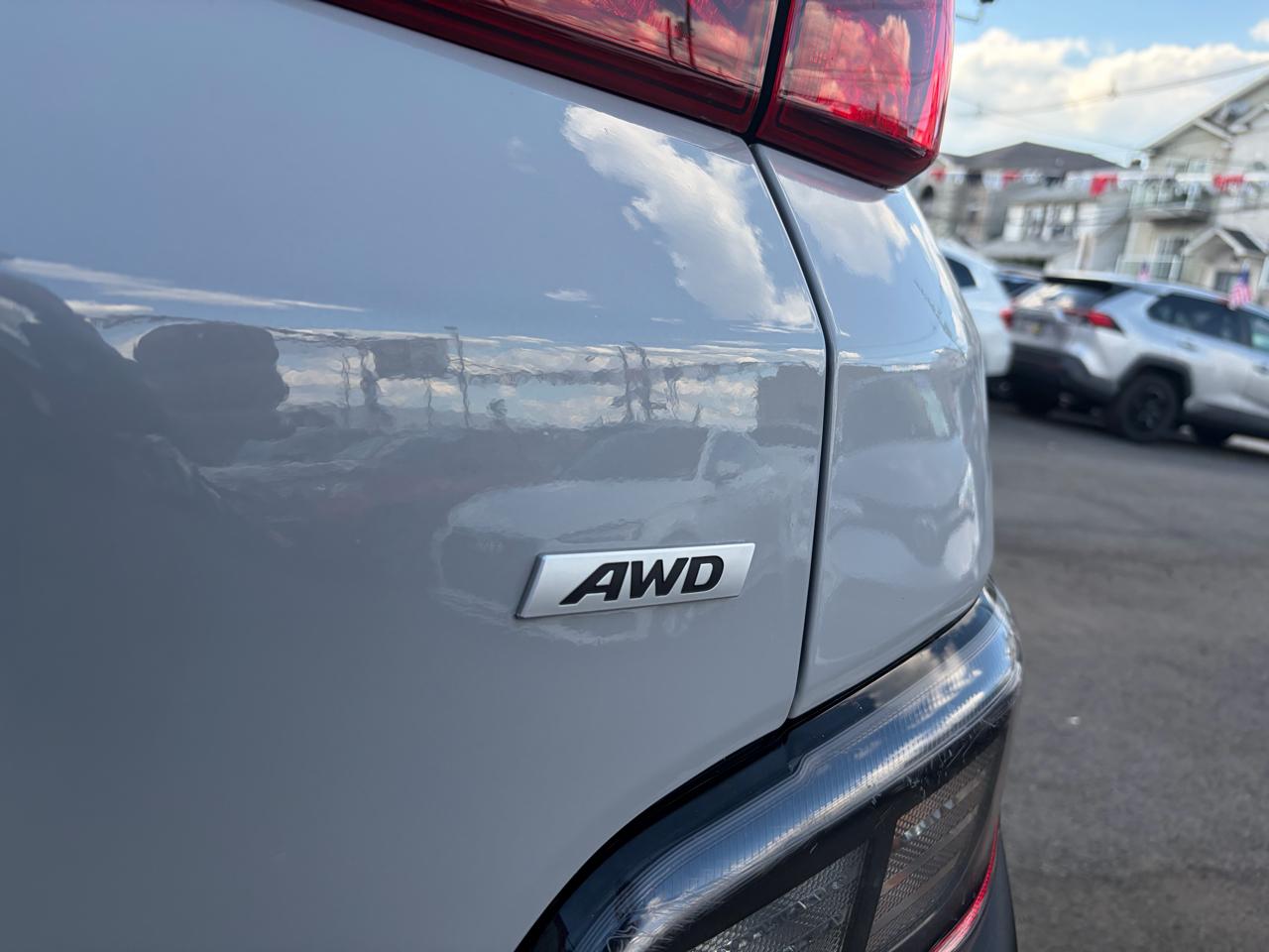 Hyundai Kona SEL AWD 2023