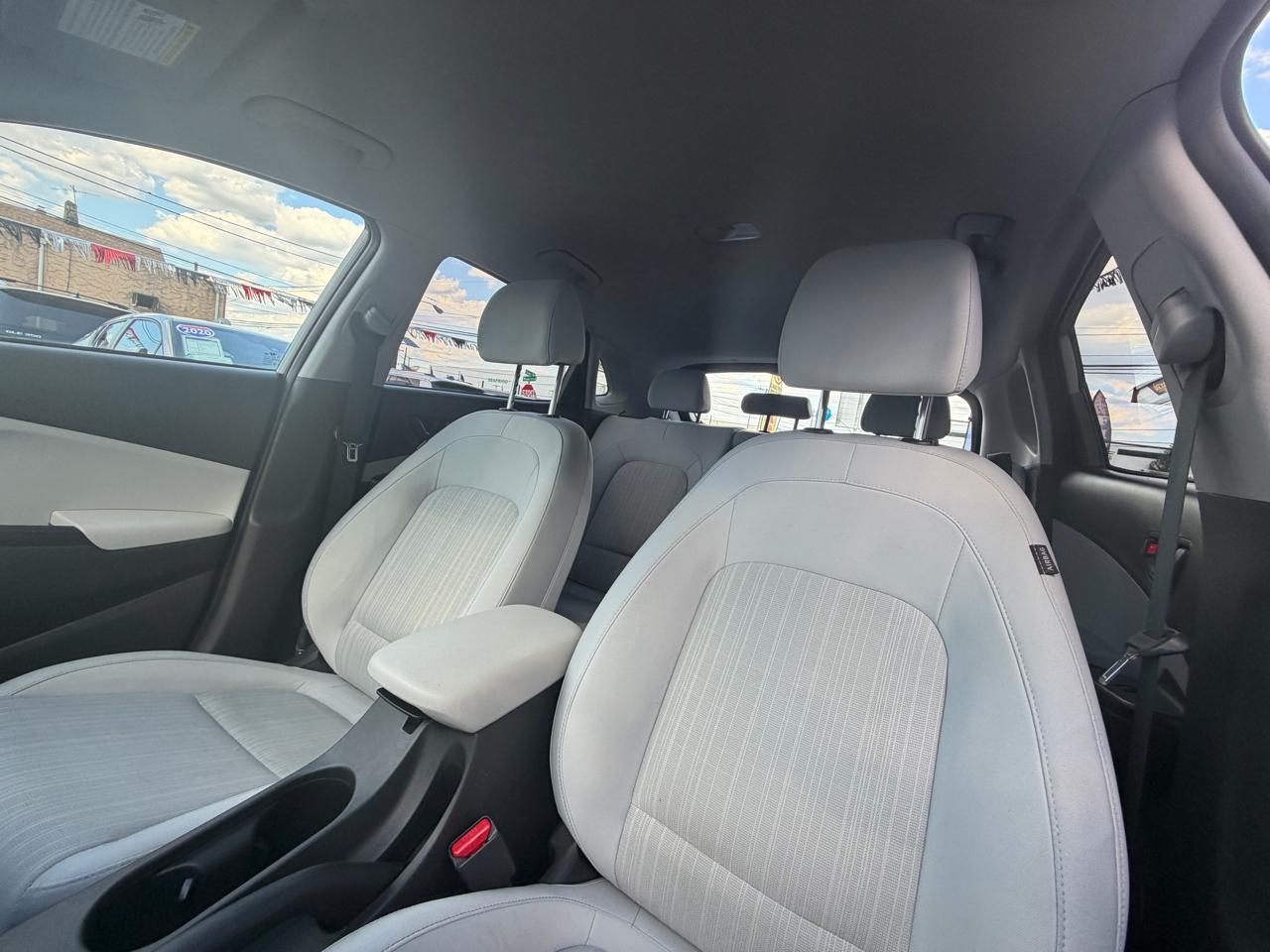Hyundai Kona SEL AWD 2023