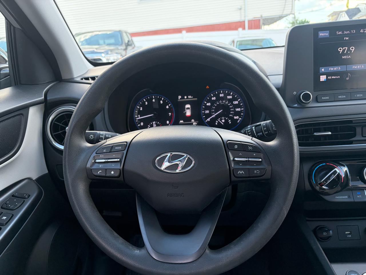 Hyundai Kona SEL AWD 2023