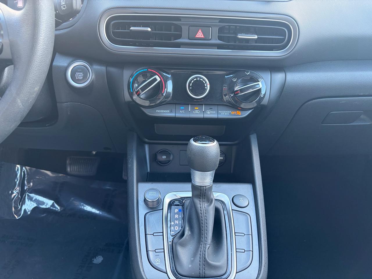 Hyundai Kona SEL AWD 2023