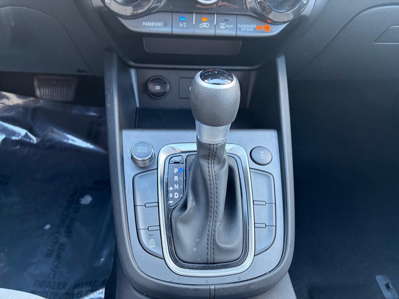 Hyundai Kona SEL AWD 2023