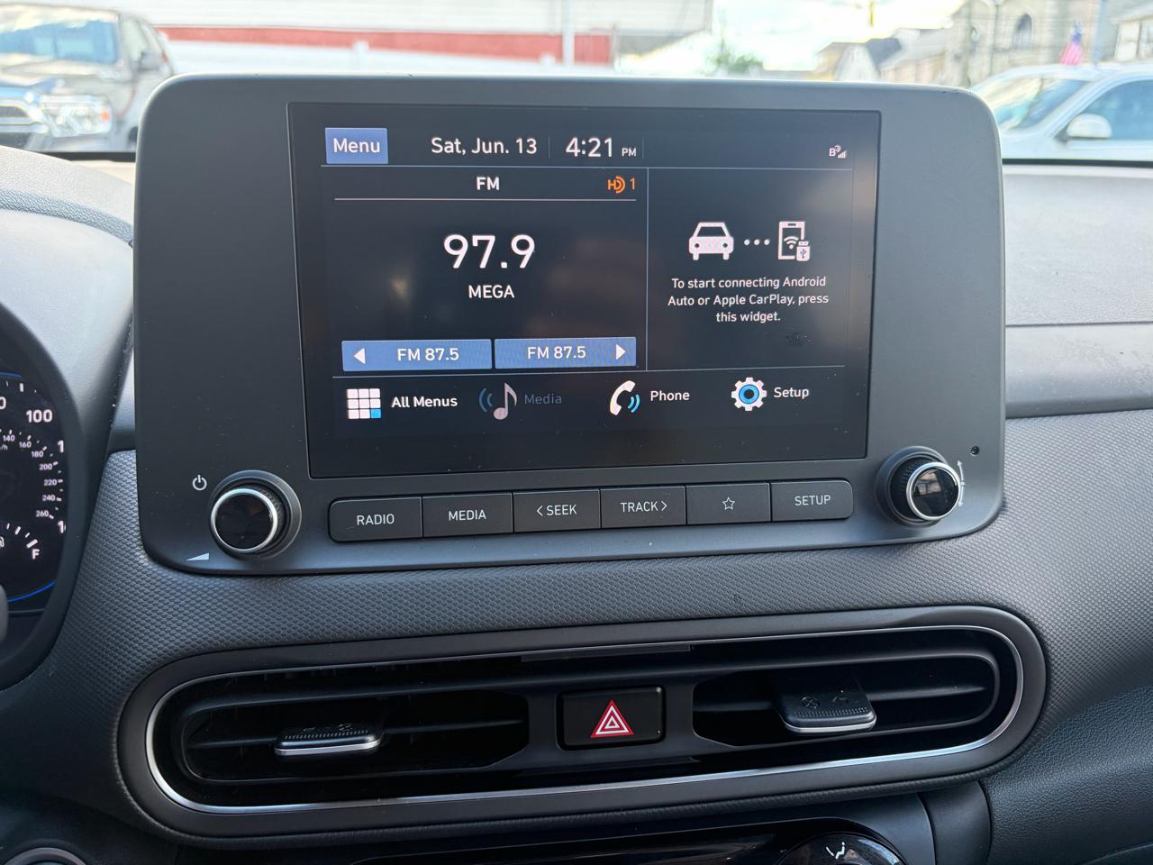 Hyundai Kona SEL AWD 2023