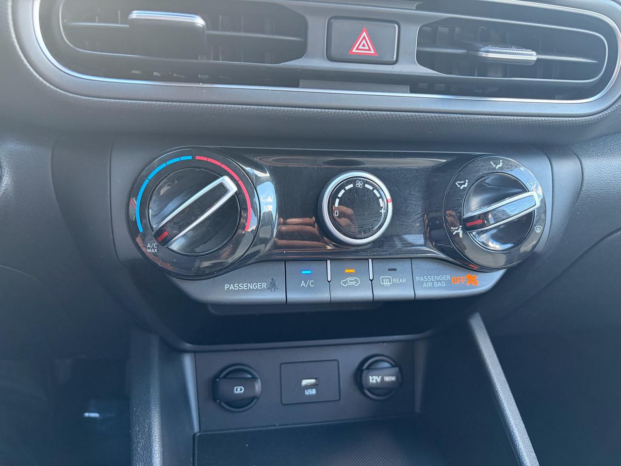 Hyundai Kona SEL AWD 2023