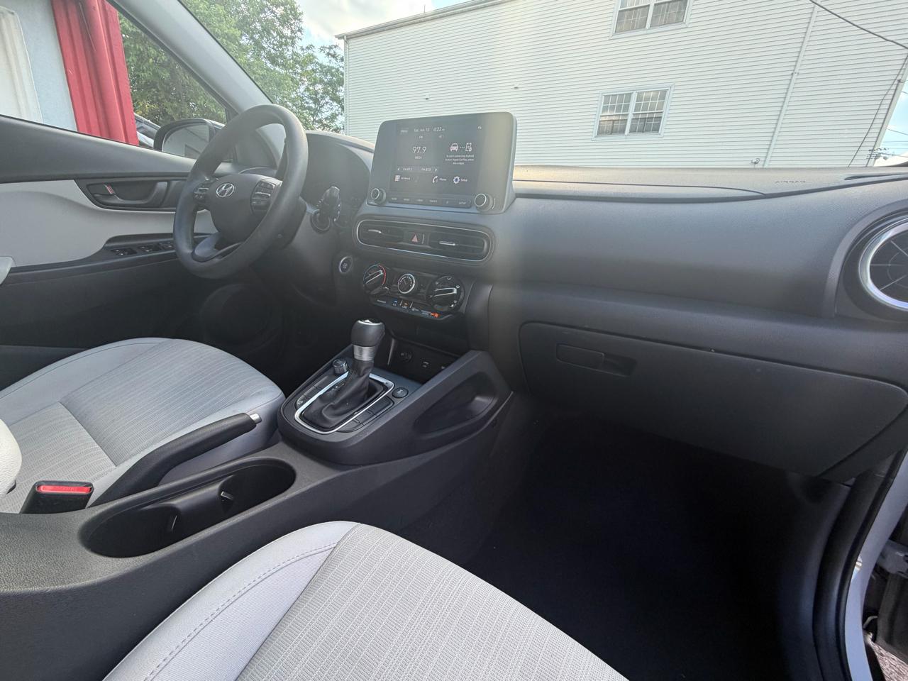 Hyundai Kona SEL AWD 2023