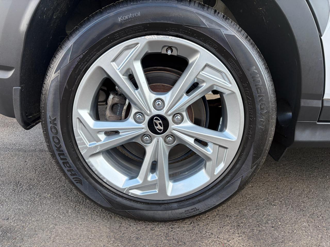 Hyundai Kona SEL AWD 2023