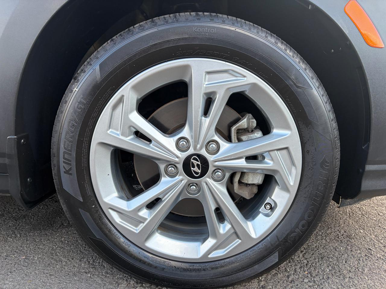 Hyundai Kona SEL AWD 2023