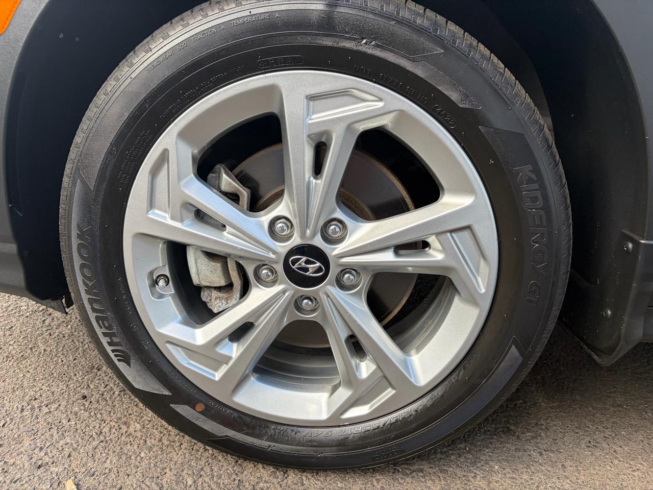 Hyundai Kona SEL AWD 2023