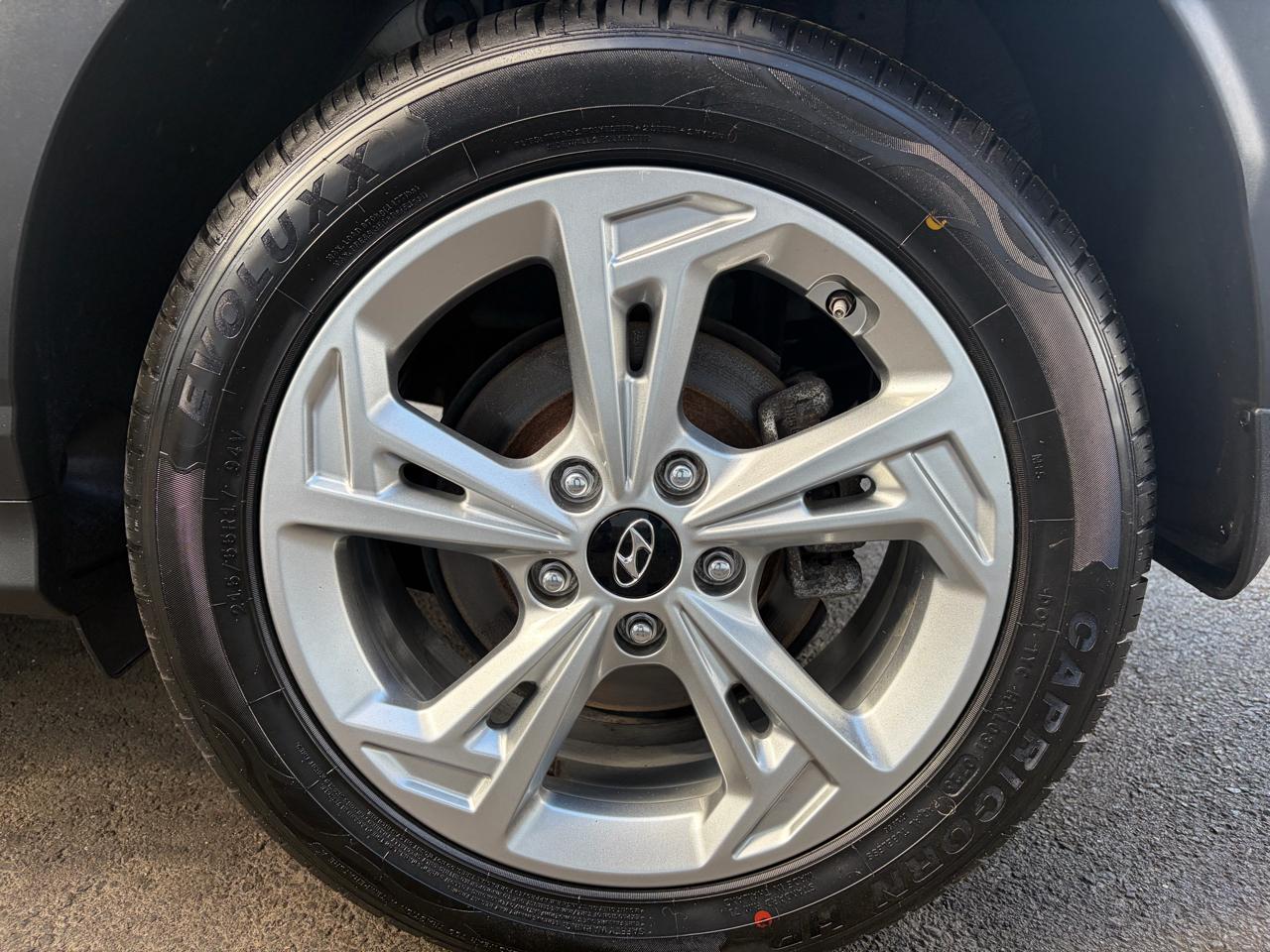 Hyundai Kona SEL AWD 2023