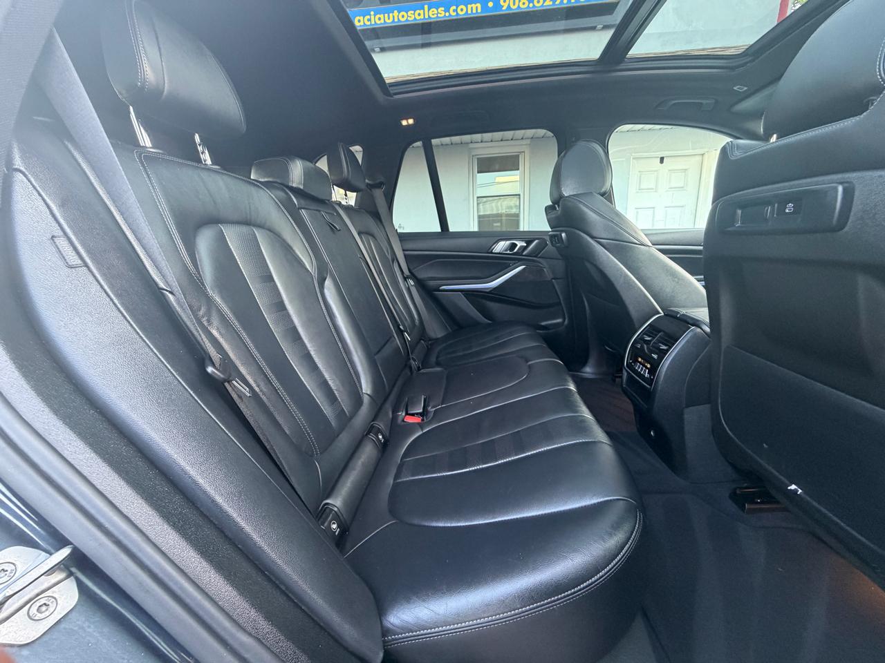BMW X5 xDrive40i 2022