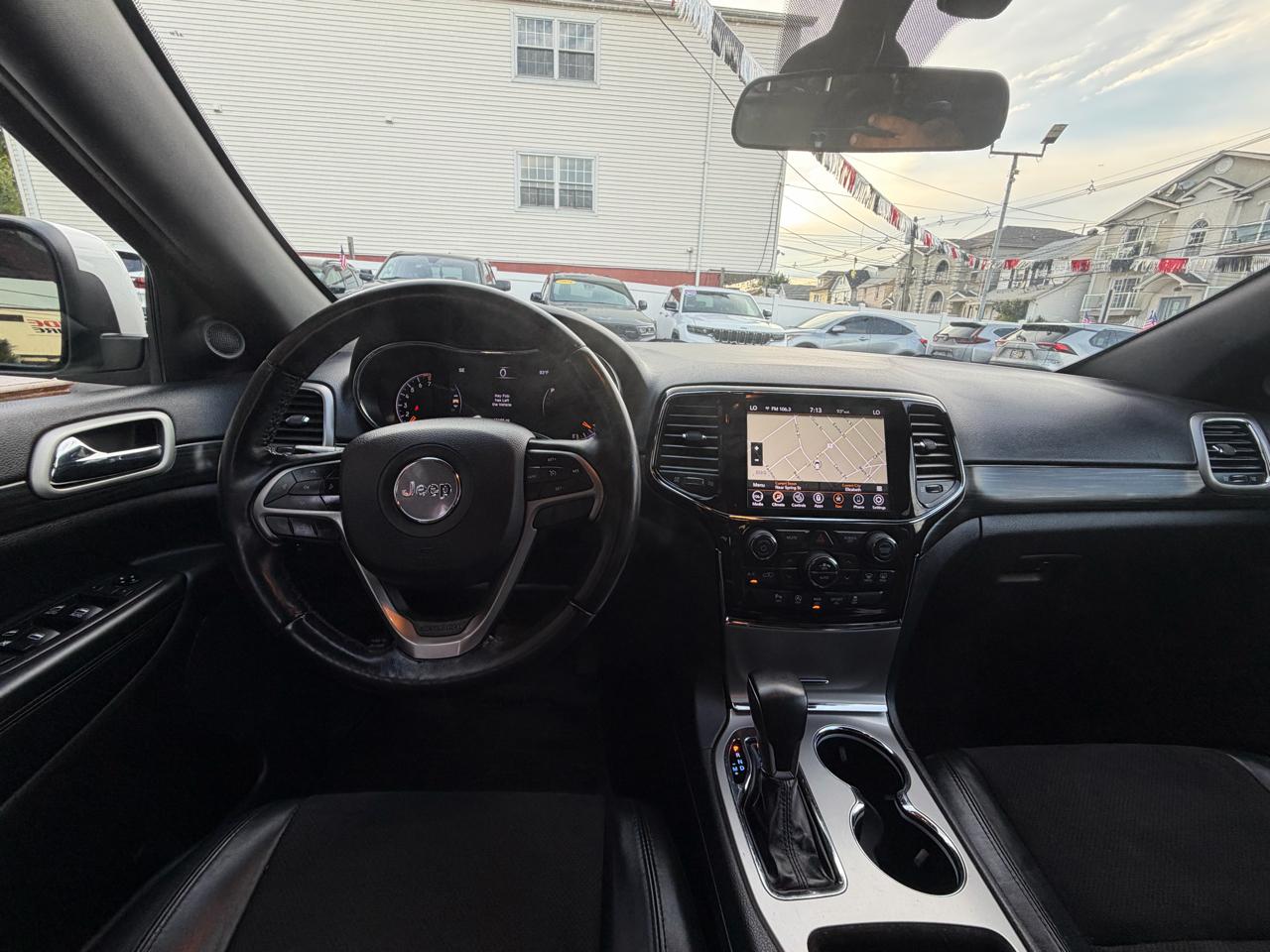 Jeep Grand Cherokee Laredo E 4WD 2021