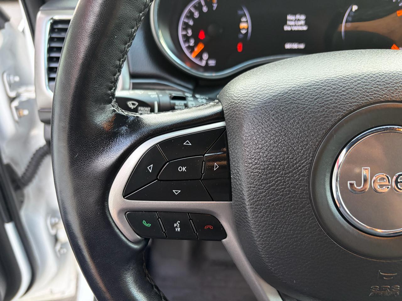 Jeep Grand Cherokee Laredo E 4WD 2021
