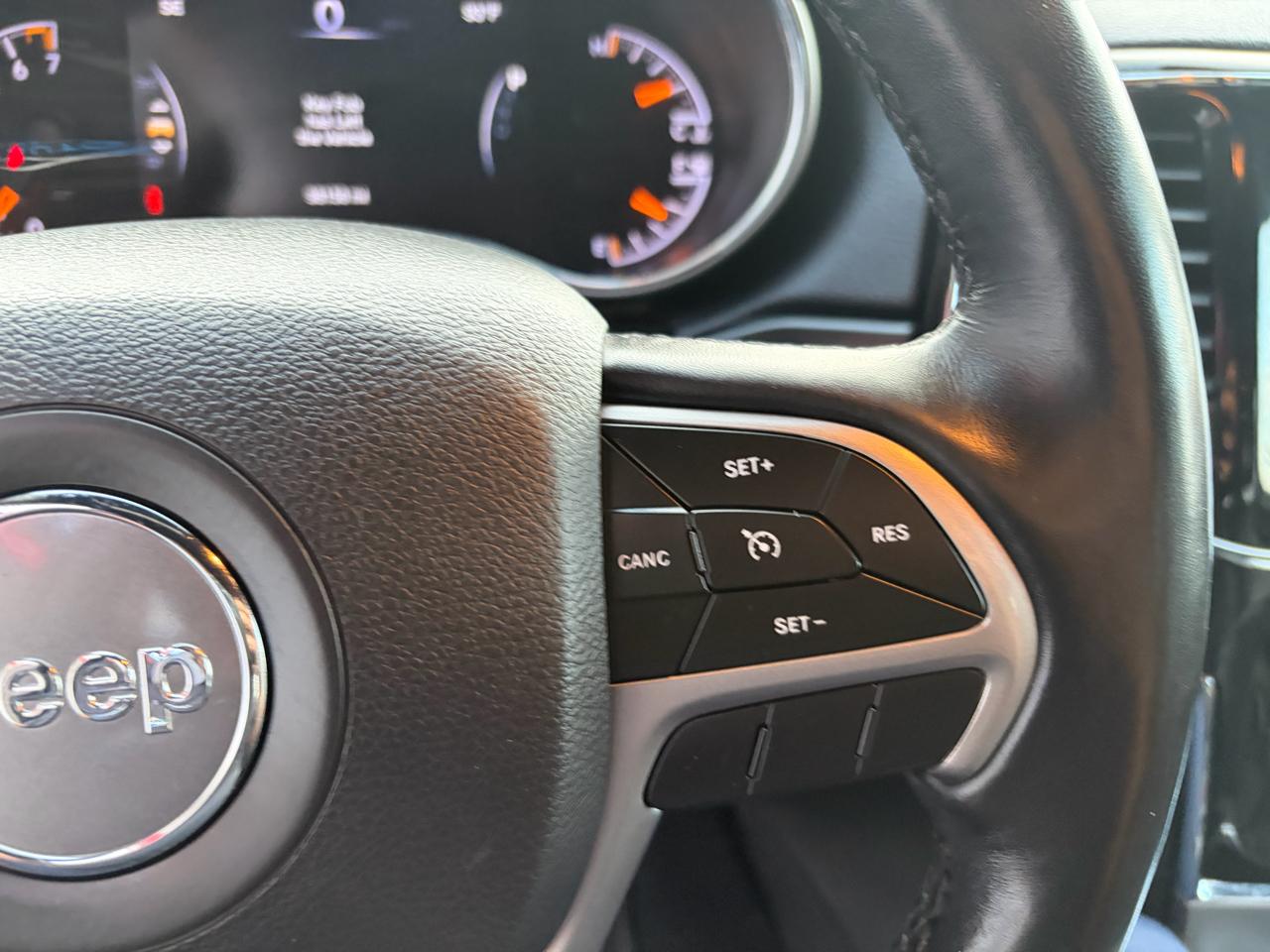 Jeep Grand Cherokee Laredo E 4WD 2021