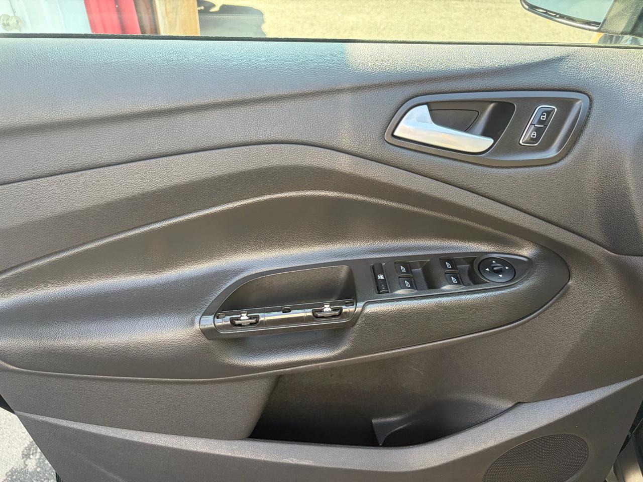 Ford Escape SE 4WD 2016