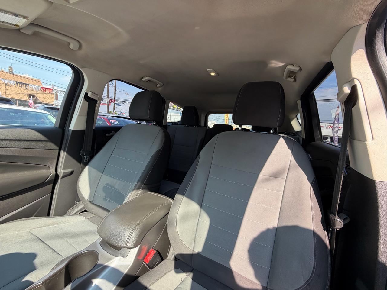 Ford Escape SE 4WD 2016