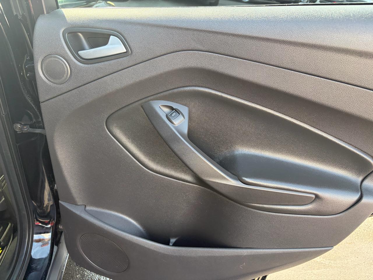 Ford Escape SE 4WD 2016