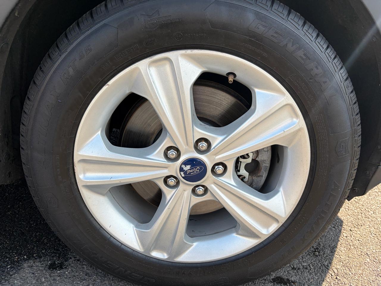 Ford Escape SE 4WD 2016