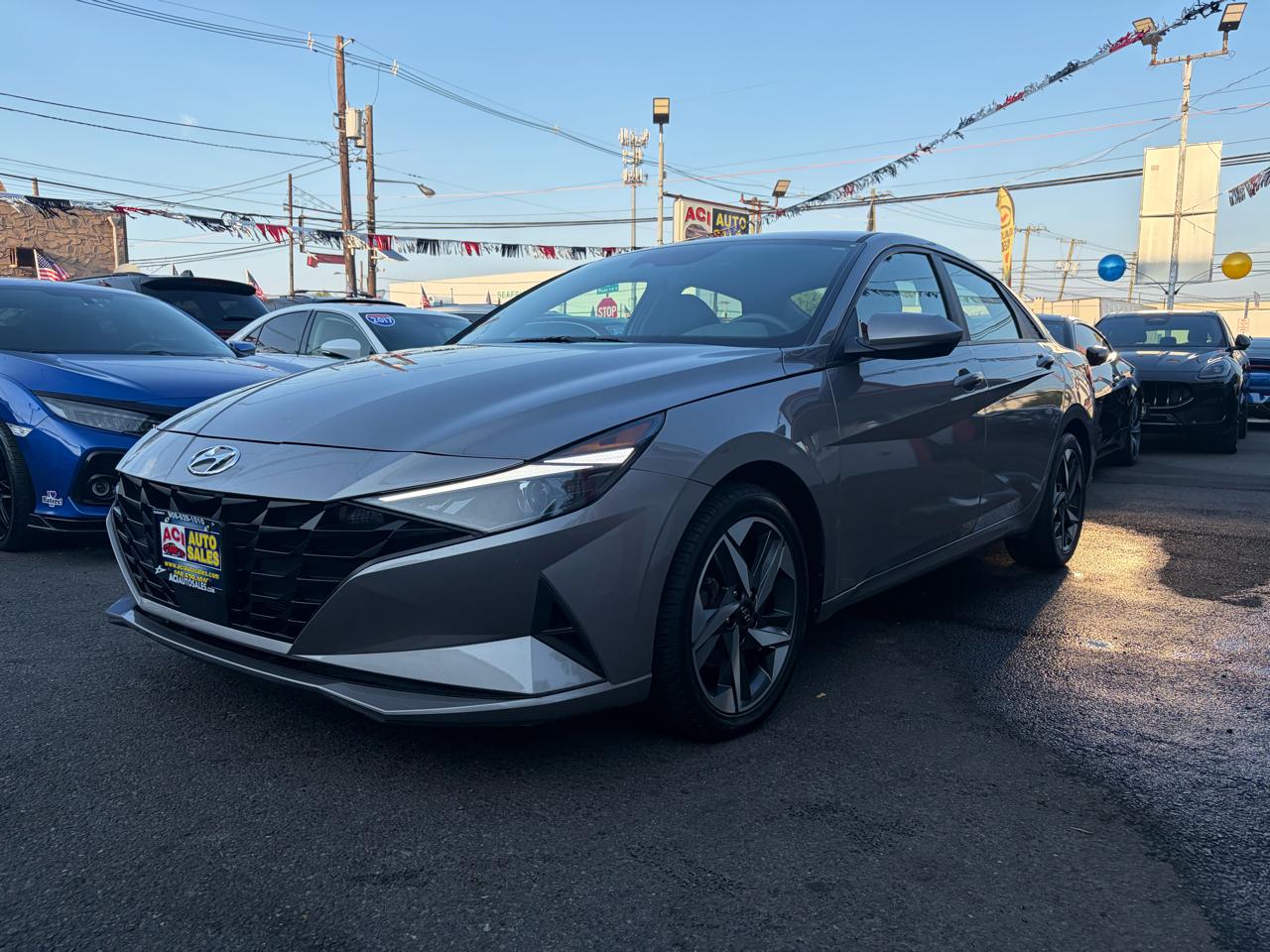 Hyundai Elantra SEL 2023